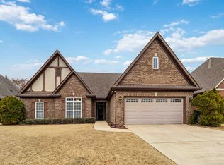 610 Village Way, Pelham, AL 35124