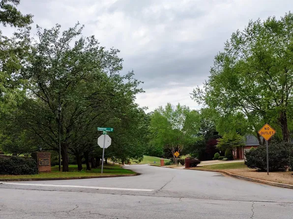 2020 Eagle Ridge Dr SW, Conyers, GA 30094