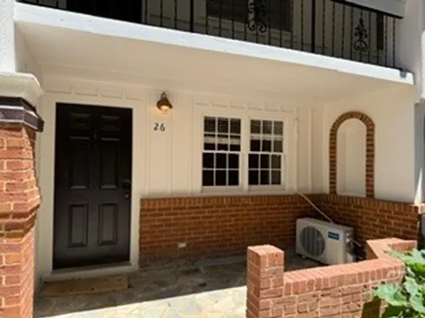 655 E Campus Rd APT 26, Athens, GA 30605