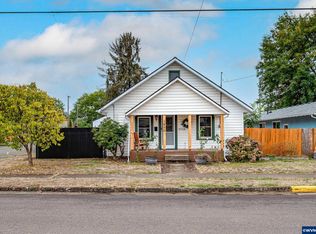 1450 Lawnridge St SW, Albany, OR 97321