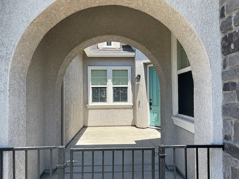 6408 Vilamoura Way — Photo 2