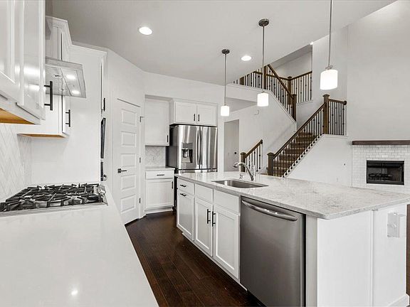 5th image of 7200 Garnet Mill Ln