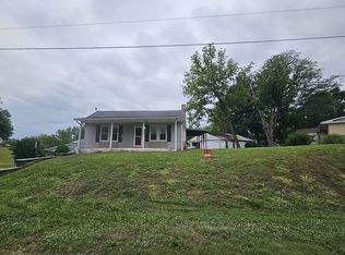 610 Randolph St, Glasgow, MO 65254