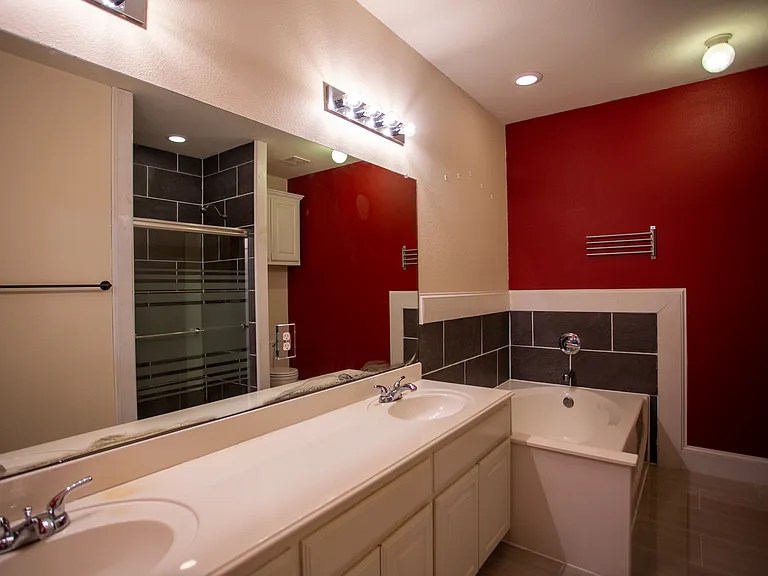 1108 Serendipity Cir — Photo 11