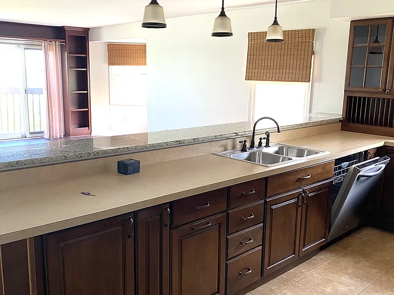 634 W 2nd St #306 — Photo 9