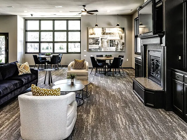Deerfield Apartments & Chateaus — Photo 62