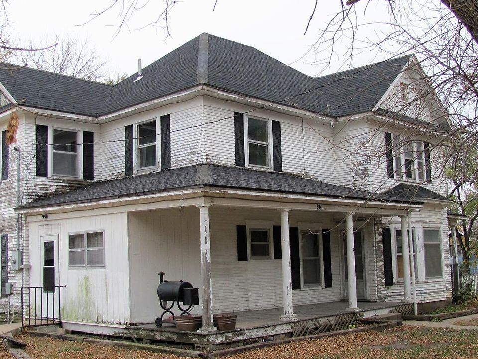 1st image of 504 Lombard St
