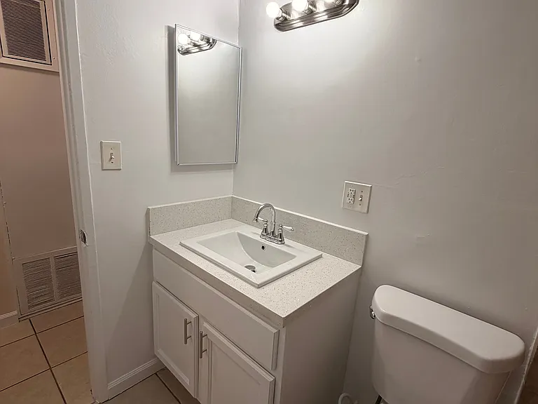 9035 Orion Ave #2 — Photo 12