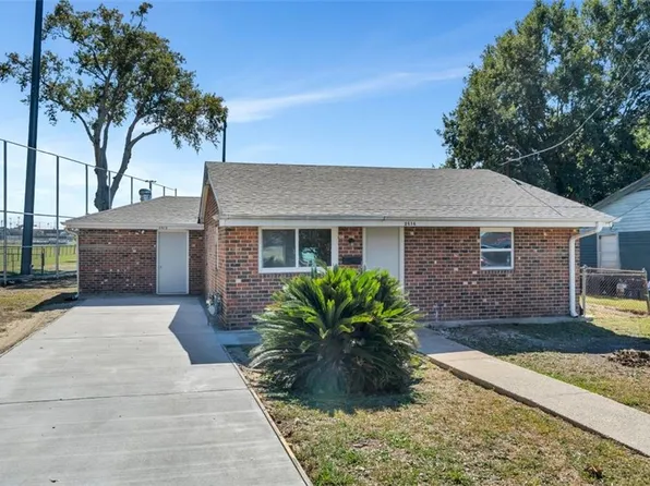 2416 Lester St, Harvey, LA 70058