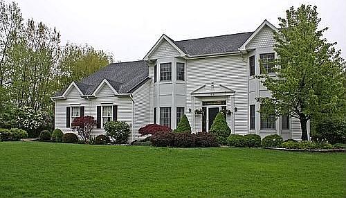 1st image of 83 E Pinelake Dr