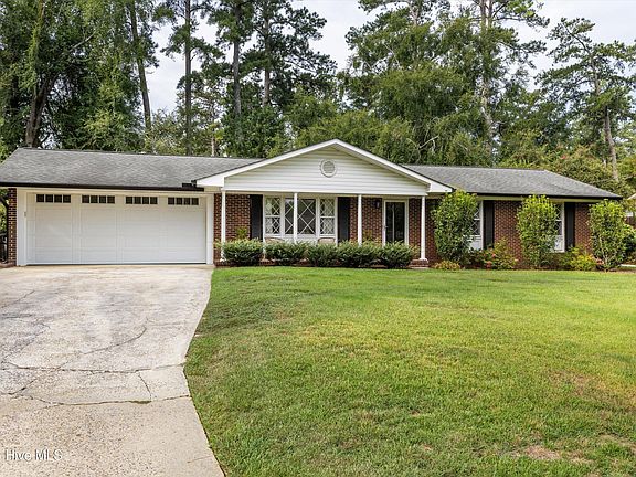 3rd image of 3138 Edinburgh Drive