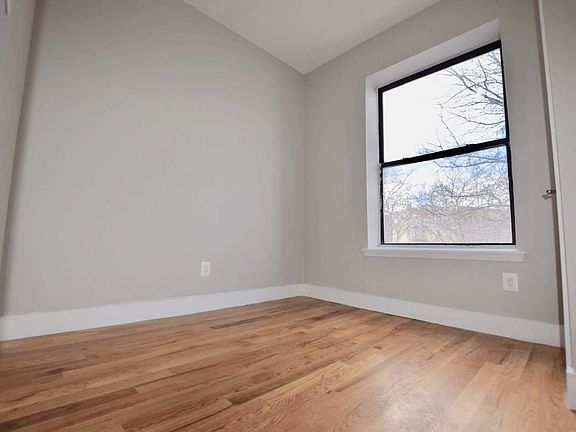3rd image of 2511 Newkirk Ave APT 9C