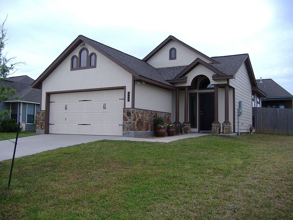 1st image of 805 Wintersong Dr