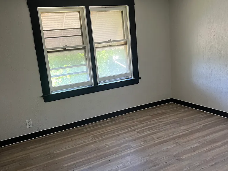 14765 Wemple Rd — Photo 24
