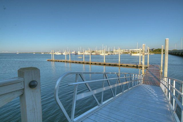 2nd image of 400 Yacht Club Ln