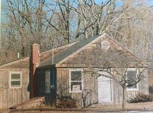 5 Plain St, East Providence, RI 02916