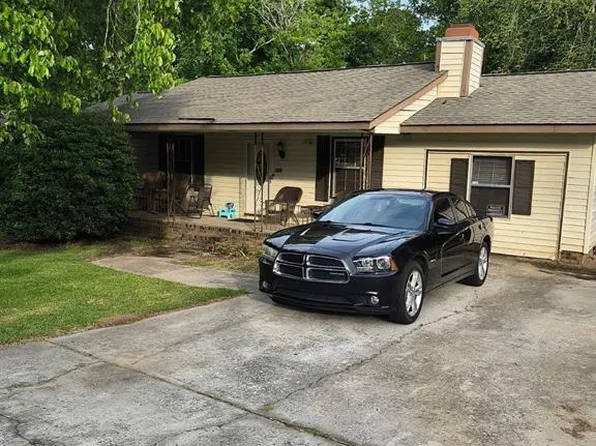 4726 Pine Valley Dr, Macon, GA 31210