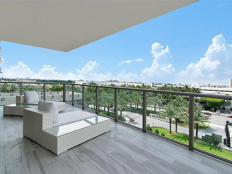 9705 Collins Ave #505N — Photo 4