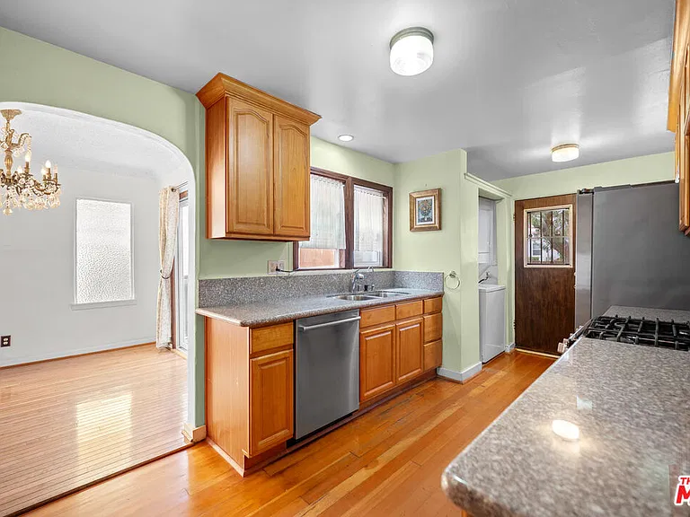 609 Padilla St — Photo 12