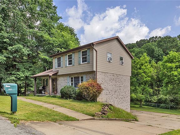 3rd image of 2637 Turkey Ridge Rd