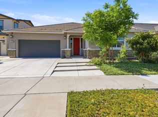 761 Hydrangea Dr, Vacaville, CA 95687