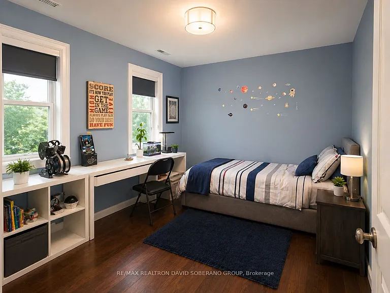 35 Bainbridge Ave — Photo 15
