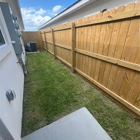 1909 Elsham Ave #1 — Photo 14