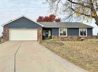 7729 High Tower Pl, Fort Wayne, IN 46835