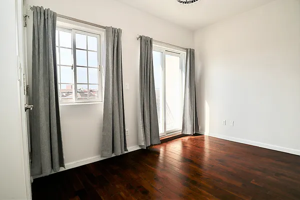 Sold by Corcoran | media 29