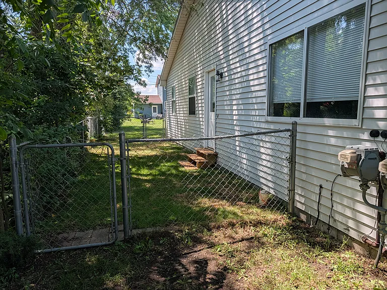 209 N Maxwell St #1 — Photo 12