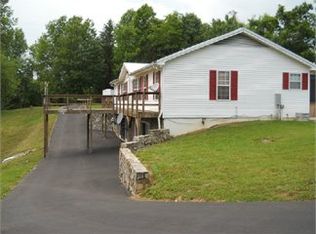 151 White Hollow Way, Bybee, TN 37713