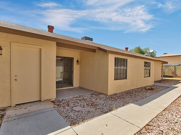 3rd image of 3736 W Carol Ann Way