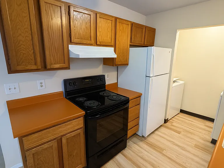 110 N Yellowstone Ave — Photo 5