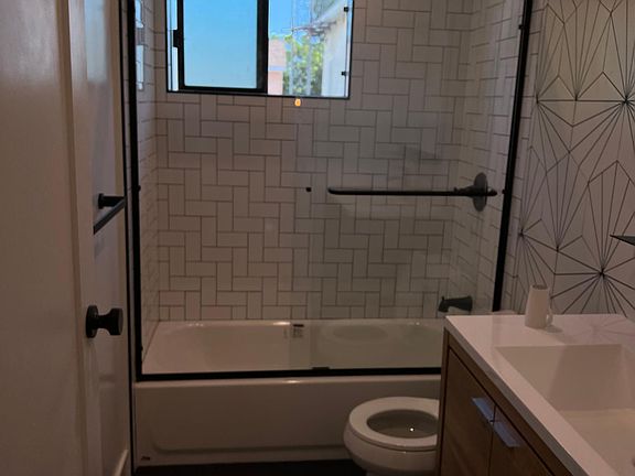 5th image of 5223 Colfax Ave #3