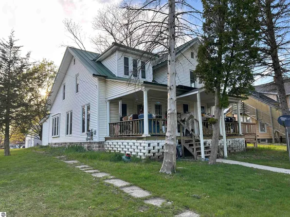 509 N Maple St, Ithaca, MI 48847