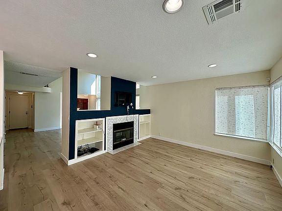 4th image of 5225 Mill Creek Ln