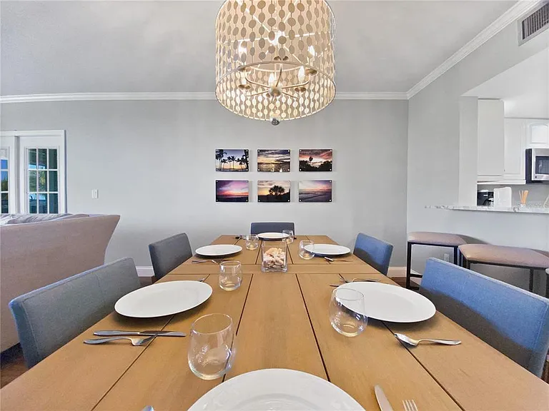 1445 Gulf Of Mexico Dr #305 — Photo 17
