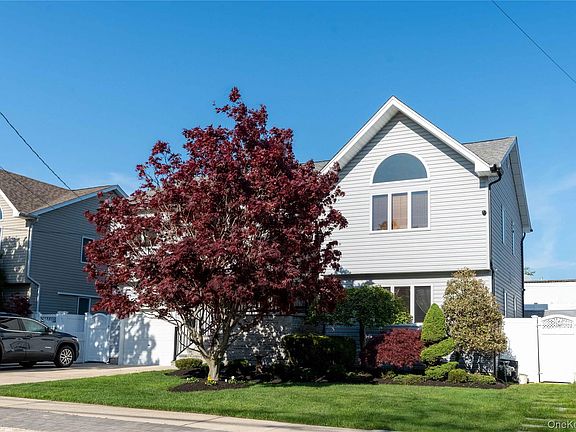 2nd image of 671 Tabor Place
