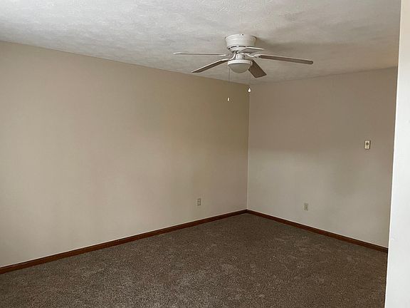 4th image of 1211 Todd Ln APT A