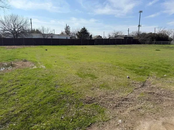 115 Cottonwood Trl, Little Elm, TX 75068