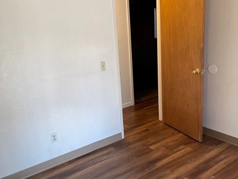 Summer Village Apartments — Photo 8