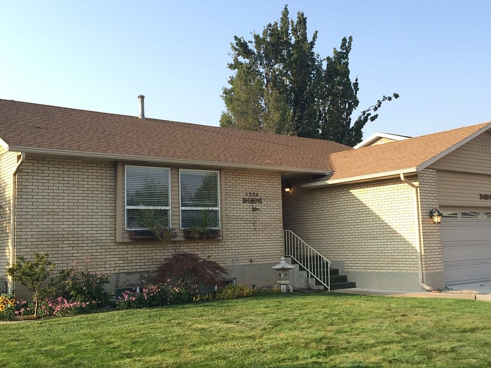 1st image of 1394 E Amesbury Cir