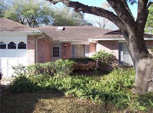 867 Silverpines Rd, Houston, TX 77062