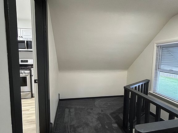 5th image of 4915 Egandale Ave APT 2