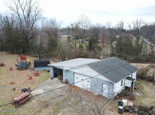 1472 Tucker Dr, Bardstown, KY 40004