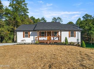 922 Beech Rd, Sevierville, TN 37862