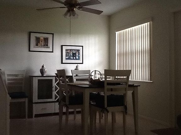 5th image of 68 Royal Oak Ct