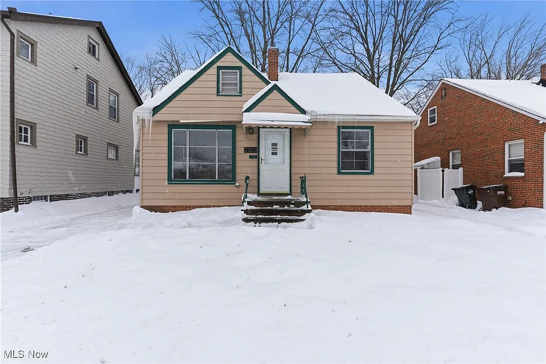2303 Tuxedo Ave photo 1