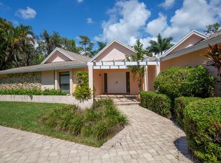 890 Swallow Poin, Naples, FL 34105