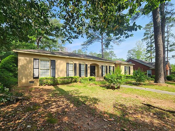 3rd image of 1231 Hilltop Dr
